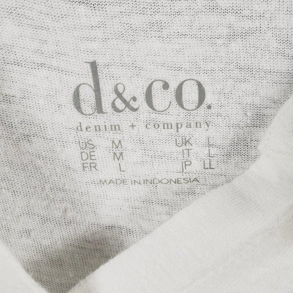 d&co High-Low White Short Sleeved Top Trimmed V-Neck Side Slits - Picture 11 of 13
